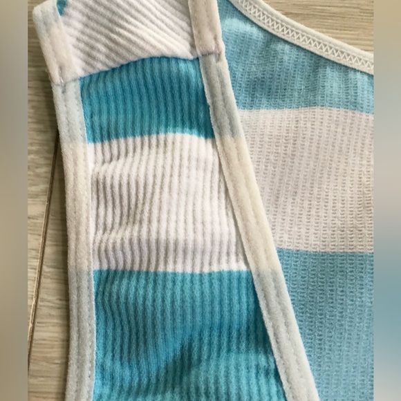 Energie Racerback Striped Active Performance Tank Top Shirt - Picture 6 of 16